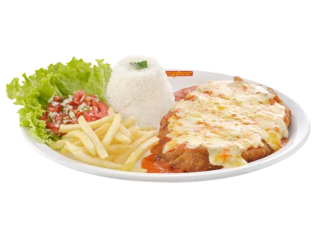 Filet Mignon Parmegiana, prato completo com acompanhamentos