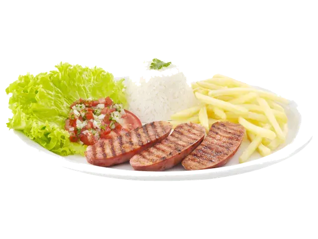 Linguiça Toscana Grill All Vinagrete, prato completo com acompanhamentos